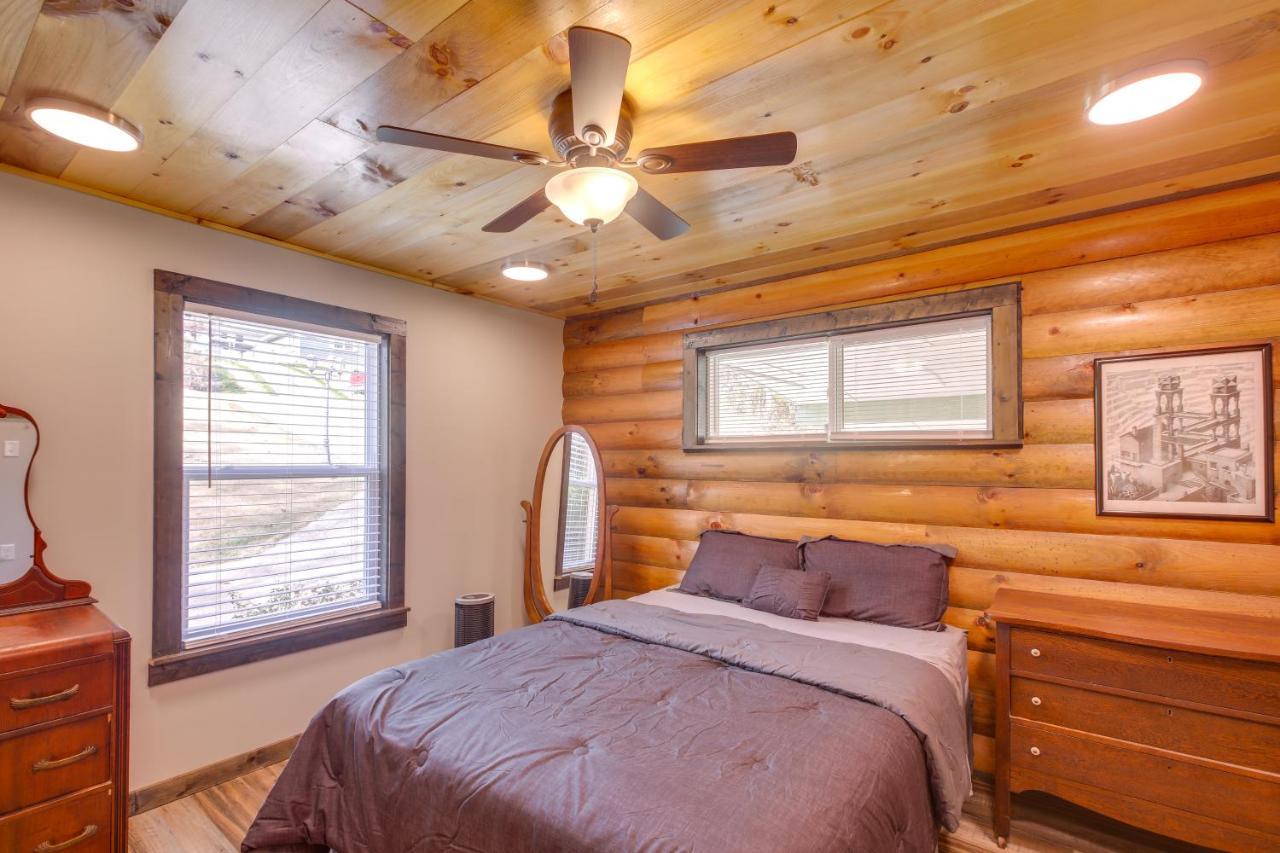Pet-Friendly Chattanooga Cabin With Hot Tub And Kayaks Ngoại thất bức ảnh